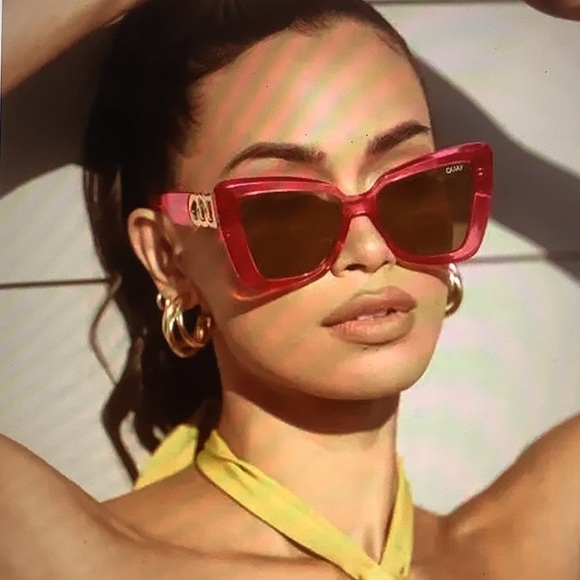 Quay Australia Accessories - Quay Australia Chain Reaction Pink Cat Eye Sunglasses New
